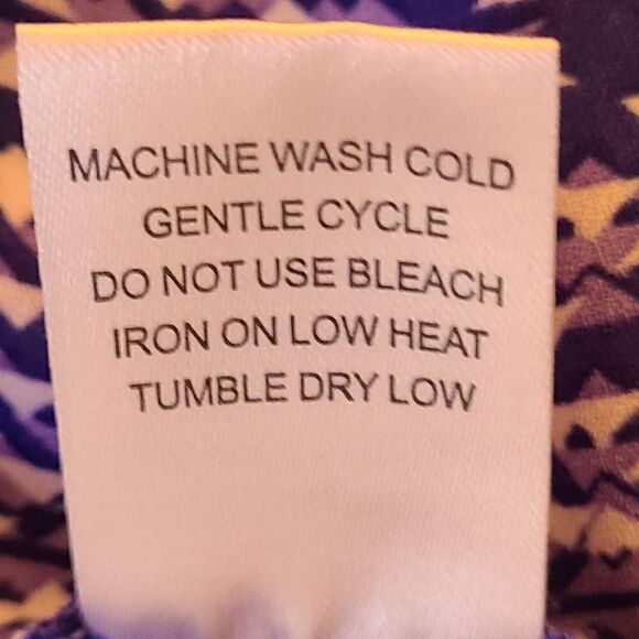 Violet & Claire Womens Blue Print Sleeveless Lightweight Blouse Plus Size - Picture 10 of 11